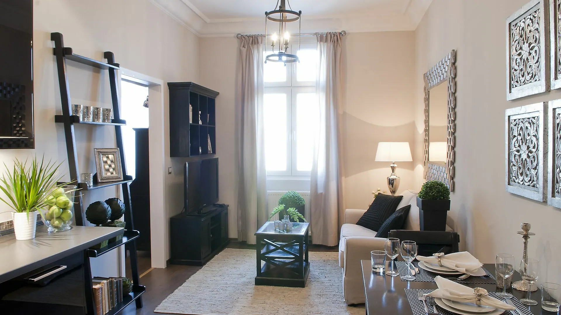 Daire Palacina Berlin Almanya